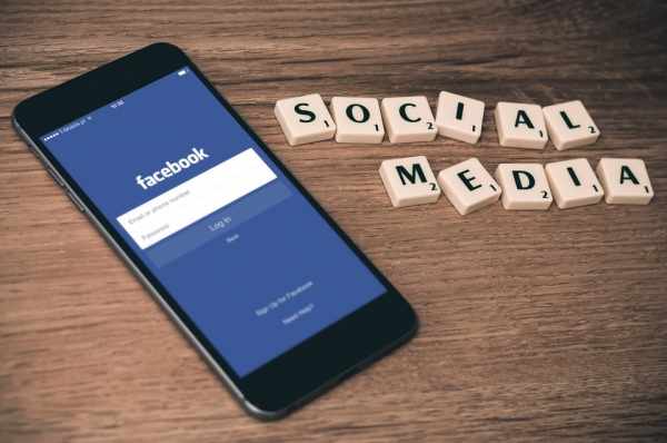 Ξεκίνησε: Το Facebook έκρυψε δοκιμαστικά τα likes