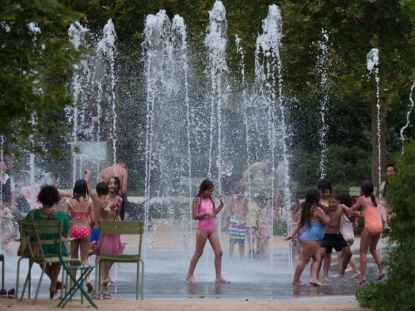 «Έρχεται καύσωνας διαρκείας» προειδοποιούν οι μετεωρολόγοι - Πού θα «χτυπήσουν» 40άρια