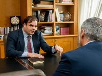 Νέα "βόμβα" για επαγγελματική εκπαίδευση: Δημιουργία επαγγελματικών Ακαδημιών σε σύμπραξη με τον ιδιωτικό τομέα